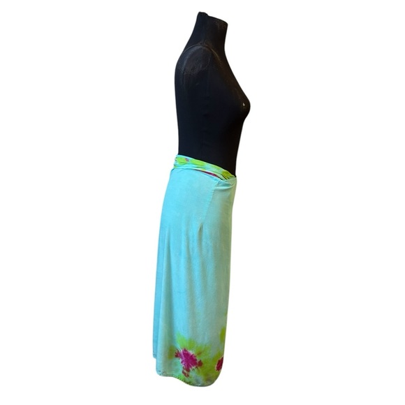 Green and Pink Floral Sarong Swim Cover-Up - Picture 4 of 13